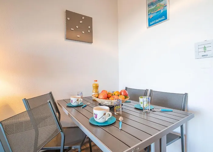 Apartmán Le Village - C8 245 By Interhome Saint-Raphaël