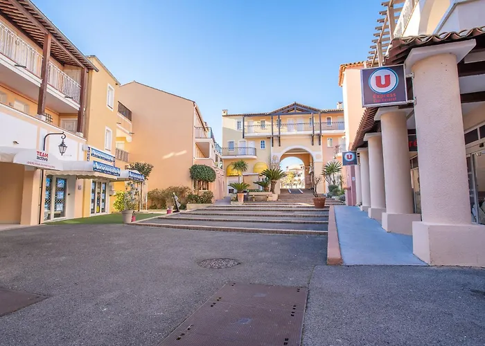 Le Village - C8 245 By Interhome Saint-Raphaël