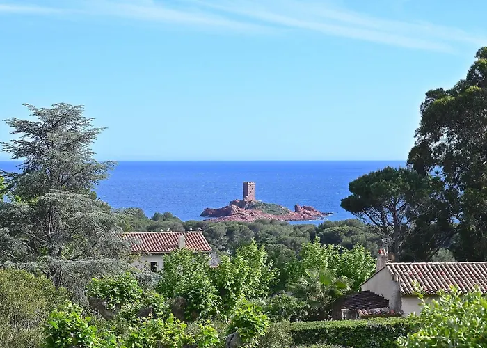 Le Village - C8 245 By Interhome Saint-Raphaël